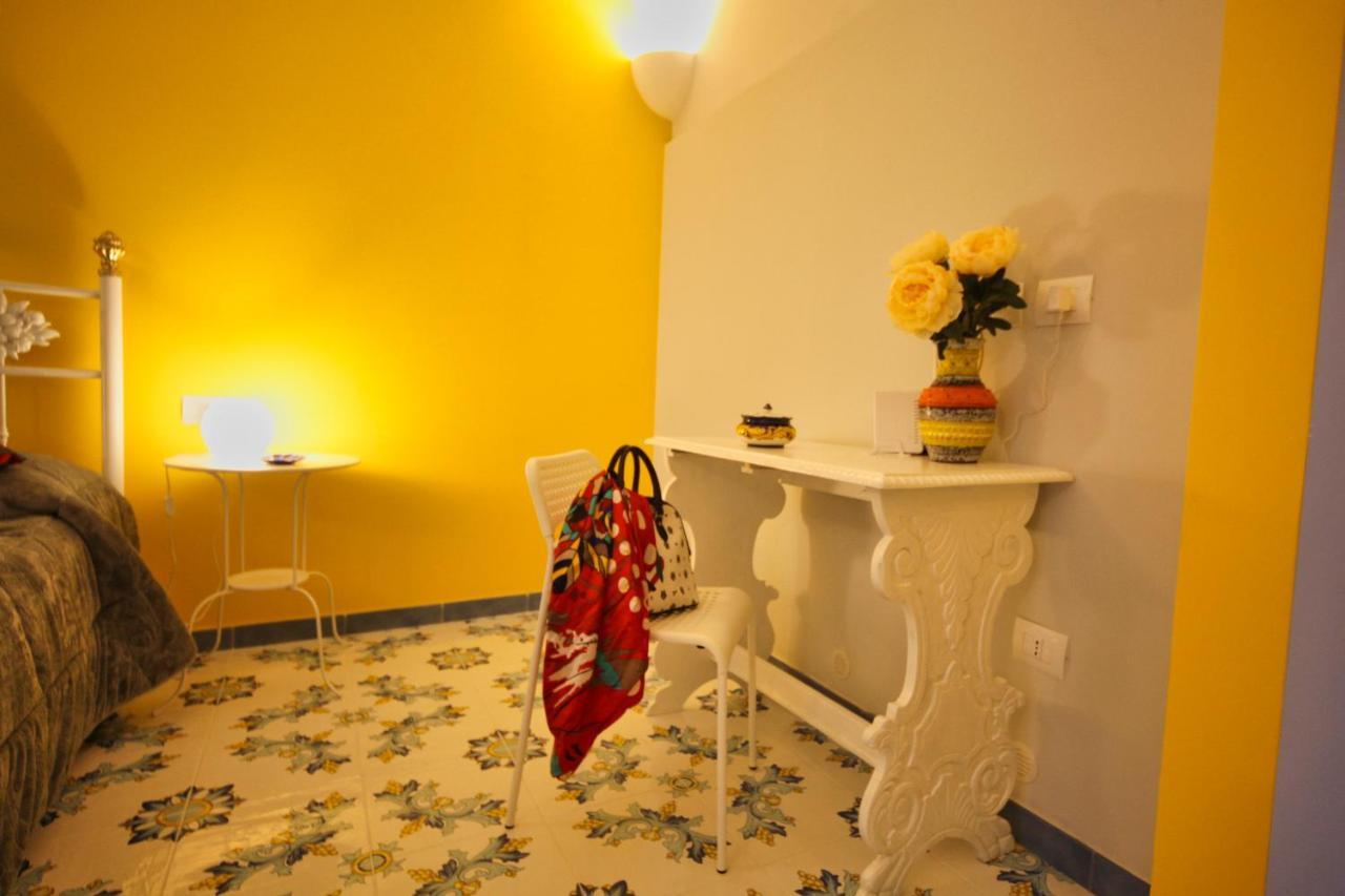Domus Vilu Bed & Breakfast Nocera Superiore Dış mekan fotoğraf