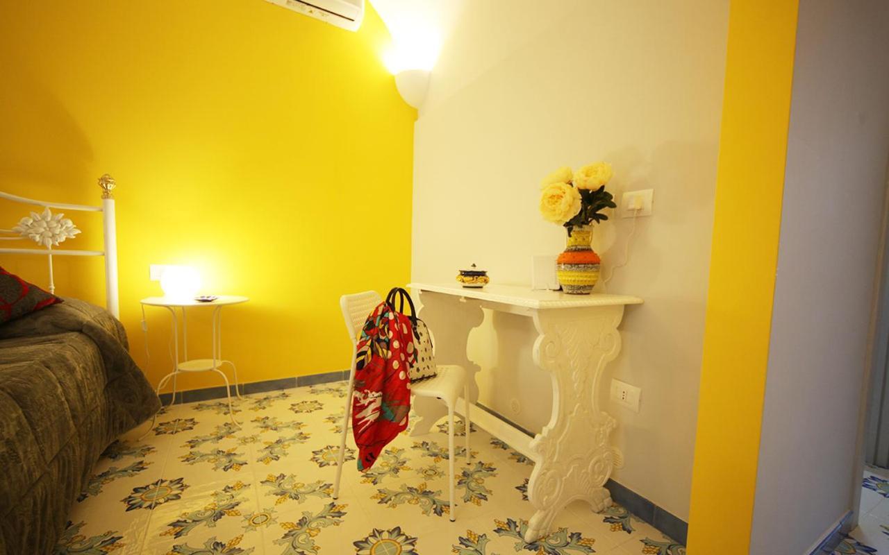Domus Vilu Bed & Breakfast Nocera Superiore Dış mekan fotoğraf